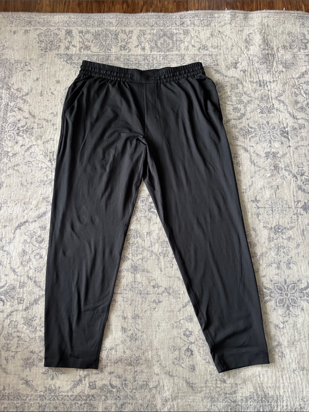 Lululemon Men’s Soft Jersey Tapered Pants - short - large - black